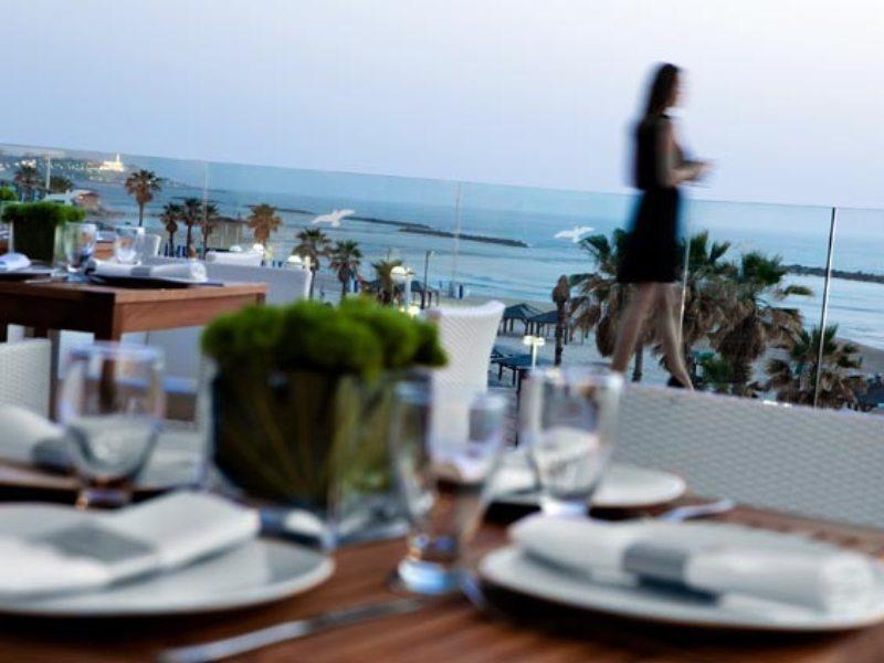 Renaissance Tel Aviv Hotel Exterior foto